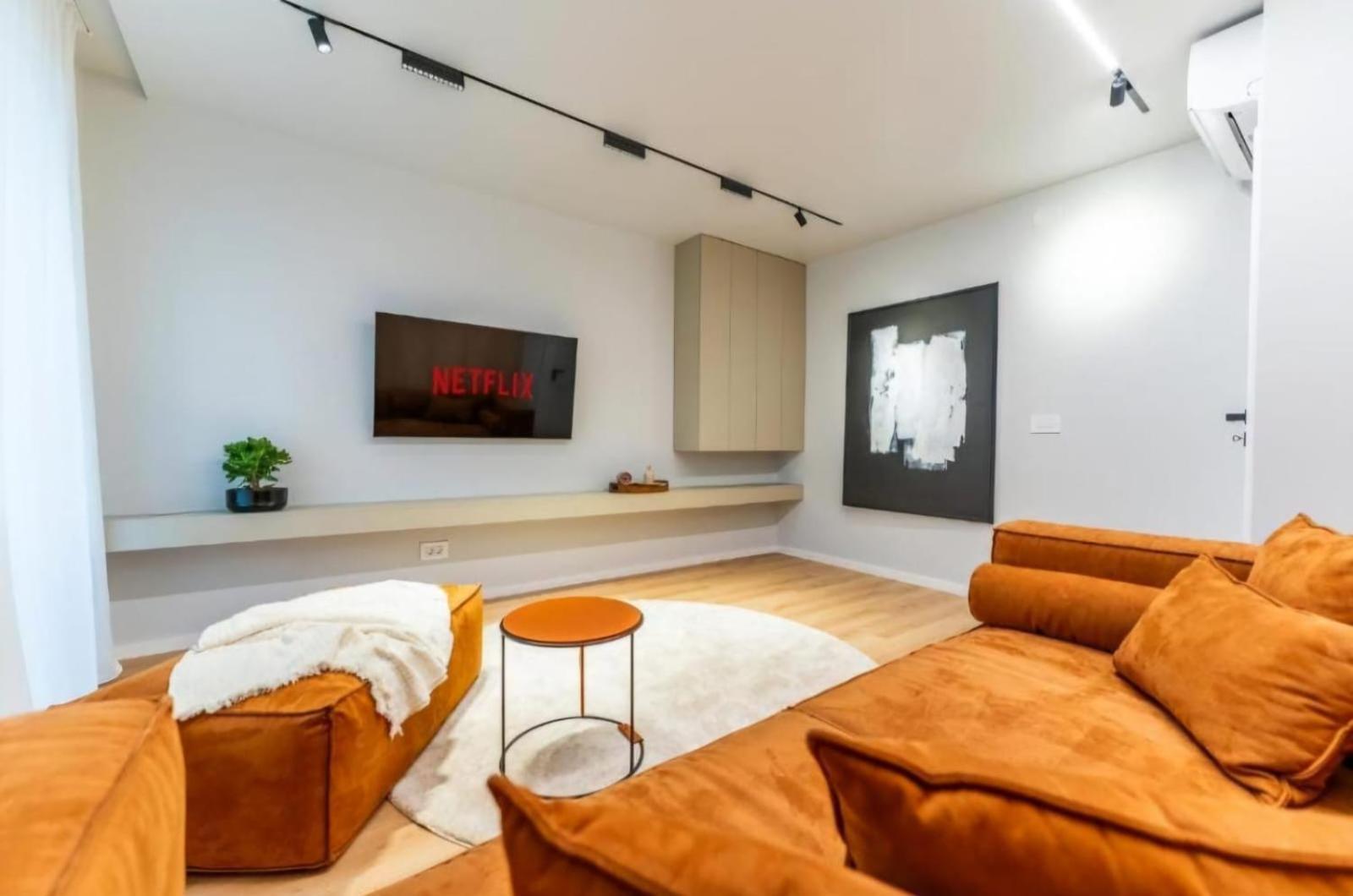 Central Epic Apartment-Self Check In Arad Exteriér fotografie